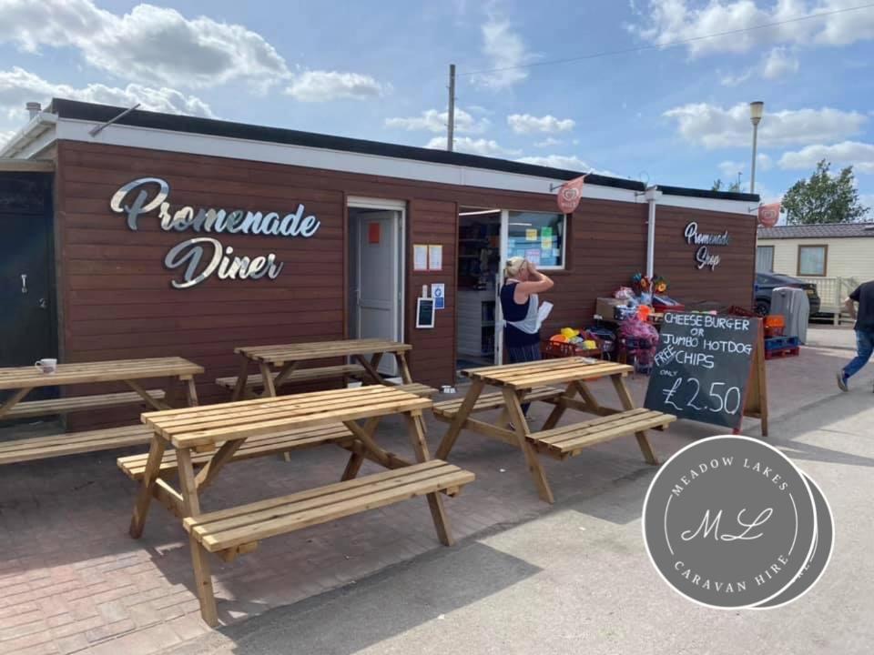סקגנס Promenade 566, Direct Beach Access, Close To Fantasy Island, Wifi, Pet Friendly - Meadow Lakes Caravan & Lodge Hire מראה חיצוני תמונה